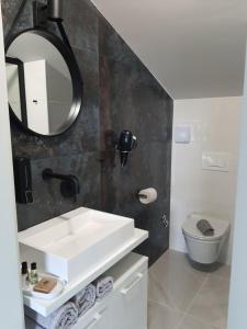 Et badeværelse på Apartments Krista Medveja