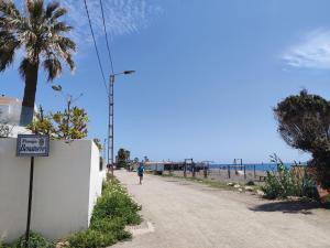 貝納加爾彭塔的住宿－Benatorre Playa (Casa en primera línea de playa).，相簿中的一張相片