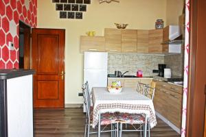 Kuchyň nebo kuchyňský kout v ubytování Casa Laura, Fosdinovo - Stile e Relax a 5 stelle