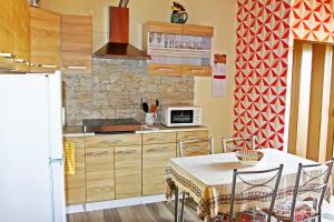 Kuchyň nebo kuchyňský kout v ubytování Casa Laura, Fosdinovo - Stile e Relax a 5 stelle