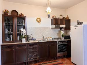 A kitchen or kitchenette at IL Rustico di Giò