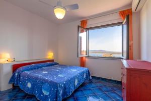 Ένα ή περισσότερα κρεβάτια σε δωμάτιο στο Pergola 714