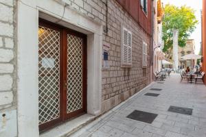 Budova, v ktorej sa apartmán nachádza