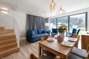 Posedenie v ubytovaní Apartamenty Marron z sauną, bawialnią i widokiem na Skrzyczne - Dream Apart