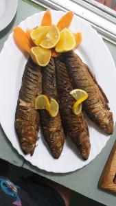 Jídlo v penzionu nebo okolí