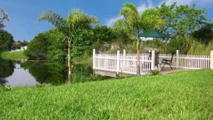 Naturlandskabet i nærheden af villaen