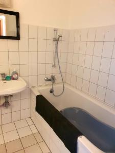Et badeværelse på Gemütliche Unterkunft für 2 Personen FeWo 2