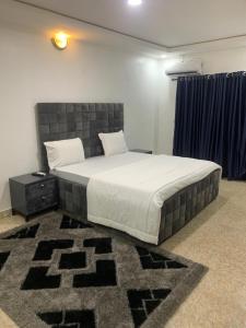 Llit o llits en una habitació de Weena Hotel & Resort