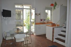 Galeriebild der Unterkunft Charming House in Triana,best City View from Patio in Sevilla