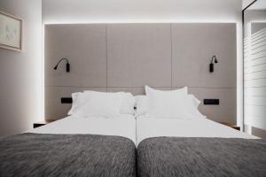 Ein Bett oder Betten in einem Zimmer der Unterkunft Les Closes