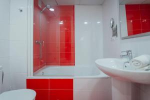 Salle de bains dans l'établissement O&L Murillo Bright apartment - terrace & parking