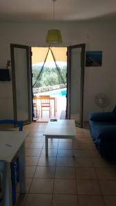 Fotografia z galérie ubytovania Marilena Apartment Olive Tree v destinácii Gavalochori