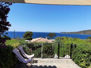 Afbeelding uit fotogalerij van Villa mitoyenne, 100m des plages - 3 chambres- in Sagone