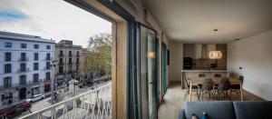 Posedenie v ubytovaní NC APARTMENTS RAMBLA3