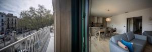 Posedenie v ubytovaní NC APARTMENTS RAMBLA3