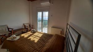 A bed or beds in a room at MOSXONAS House