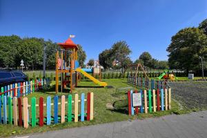Otroško igrišče poleg nastanitve Focus Hotel Premium Lublin Conference & SPA