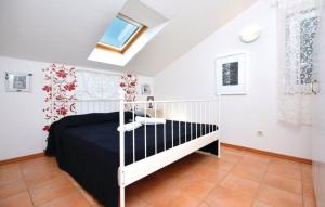 Posteľ alebo postele v izbe v ubytovaní Vila Jadran + 12 fotografií