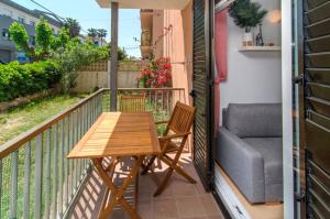A balcony or terrace at Coqueto piso a 50 metros de la playa