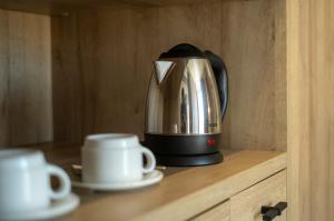 Hotel Voramar的咖啡和沏茶工具