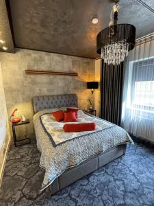 Voodi või voodid majutusasutuse Guest House Bermuuda Family Apartment toas