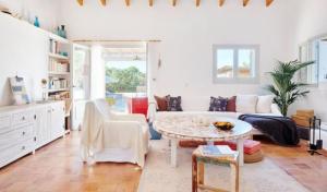 Gallery image of Ca Aquamarine -Luxurious villa, walking distance from Saona Beach in Cala Saona