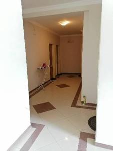 an empty hallway of a house with a room at CentrRooms-DS in Struga