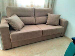 Galeriebild der Unterkunft apartamento soleado, 1 dormitorio con balcón, piscina y garage in Torrevieja