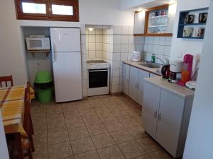 Cuina o zona de cuina de Fantastic House with a Wonderful View of the Sea