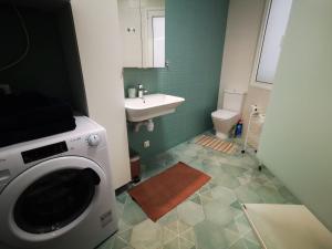 Łazienka w obiekcie Costa Sol, 1 bedroom apartment.