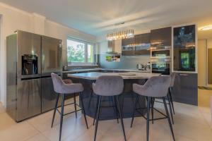 Fotografia z galérie ubytovania Admiral Luxury IV Apartman By BLTN v Siófoku + 23 fotografií