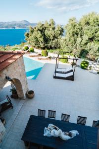 נוף של הבריכה ב-Your-Villa, Villas in Crete או בסביבה
