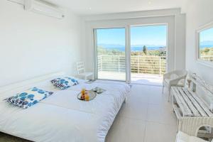 Fotografia z galérie ubytovania Koroni - Villa Merkouri - Entire Villa with Panoramic view v destinácii Koroni
