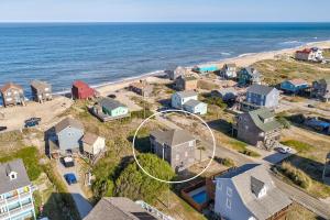 Gallery image of Charmed Life RO22 in Rodanthe
