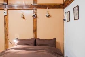 Katil atau katil-katil dalam bilik di TARUNE