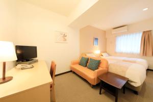 TV a/nebo společenská místnost v ubytování Hotel Famy Inn Kinshicho + 37 fotografií