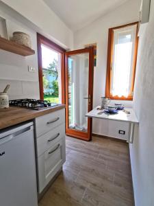 Kuchyň nebo kuchyňský kout v ubytování Casa Fiorita
