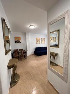 Χώρος καθιστικού στο TORREMOLINOS CENTRO - Beautiful , newly renovated 2 bedroom apartment