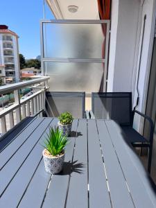 Balkon lub taras w obiekcie A 1 MINUTO DE LA PLAYA Alojamiento 2 habitaciones - Aire Acc y ascensor