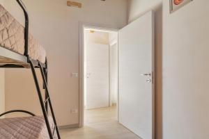 A bed or beds in a room at Villa Pussacra by BarbarHouse