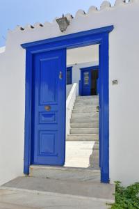 Galeriebild der Unterkunft Bexis Residences Hydra in Hydra