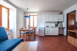 Kuchyň nebo kuchyňský kout v ubytování Apartments Punta Piran