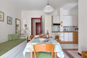 Foto dalla galleria di Appartamento Biancaluna by BarbarHouse a San Cataldo