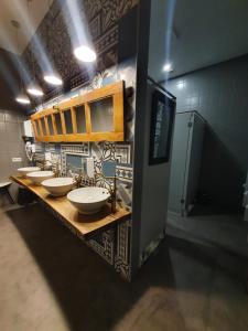 Uma casa de banho em Des Arts