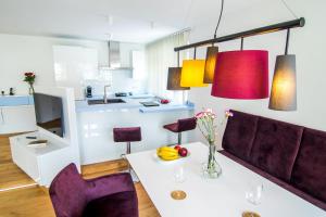A television and/or entertainment centre at baadhaus - 4 Sterne Superior
