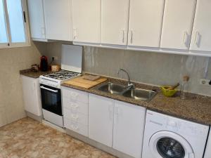 Foto dalla galleria di Beachfront and Renovated Apartment a Cullera Altre 19 foto