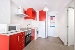 Kuchnia lub aneks kuchenny w obiekcie Carabelas I 10-6