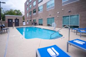 The swimming pool at or close to Holiday Inn Express - Brevard, an IHG Hotel