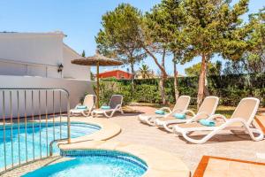 Fotografie z fotogalerie ubytování Villa Raquel Blanes v destinaci Cala'n Forcat