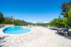 Fotografie z fotogalerie ubytování Villa Angeliki v destinaci Agnítsini